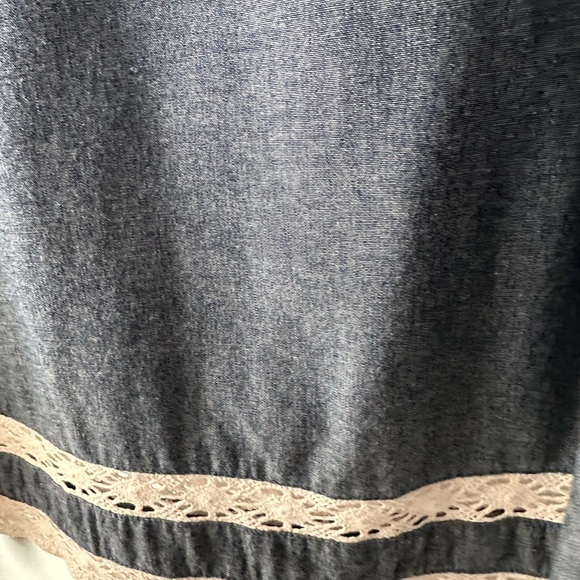 Blue Denim/Chambray and Lace Mini Shift Dress As Seen On Daisy Ridley XS - Picture 4 of 4